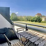 Vue Imprenable Sur Le Château De