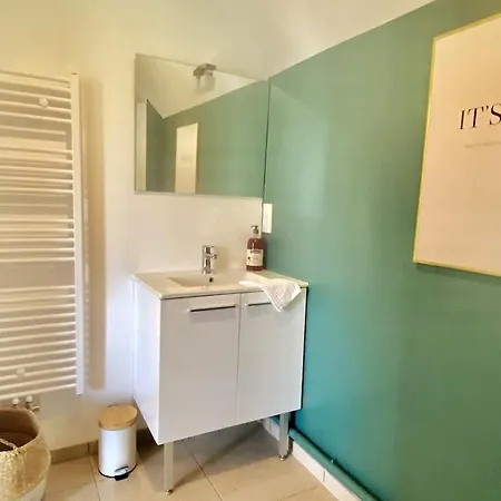 Appartement Vue Imprenable Sur Le Château De *